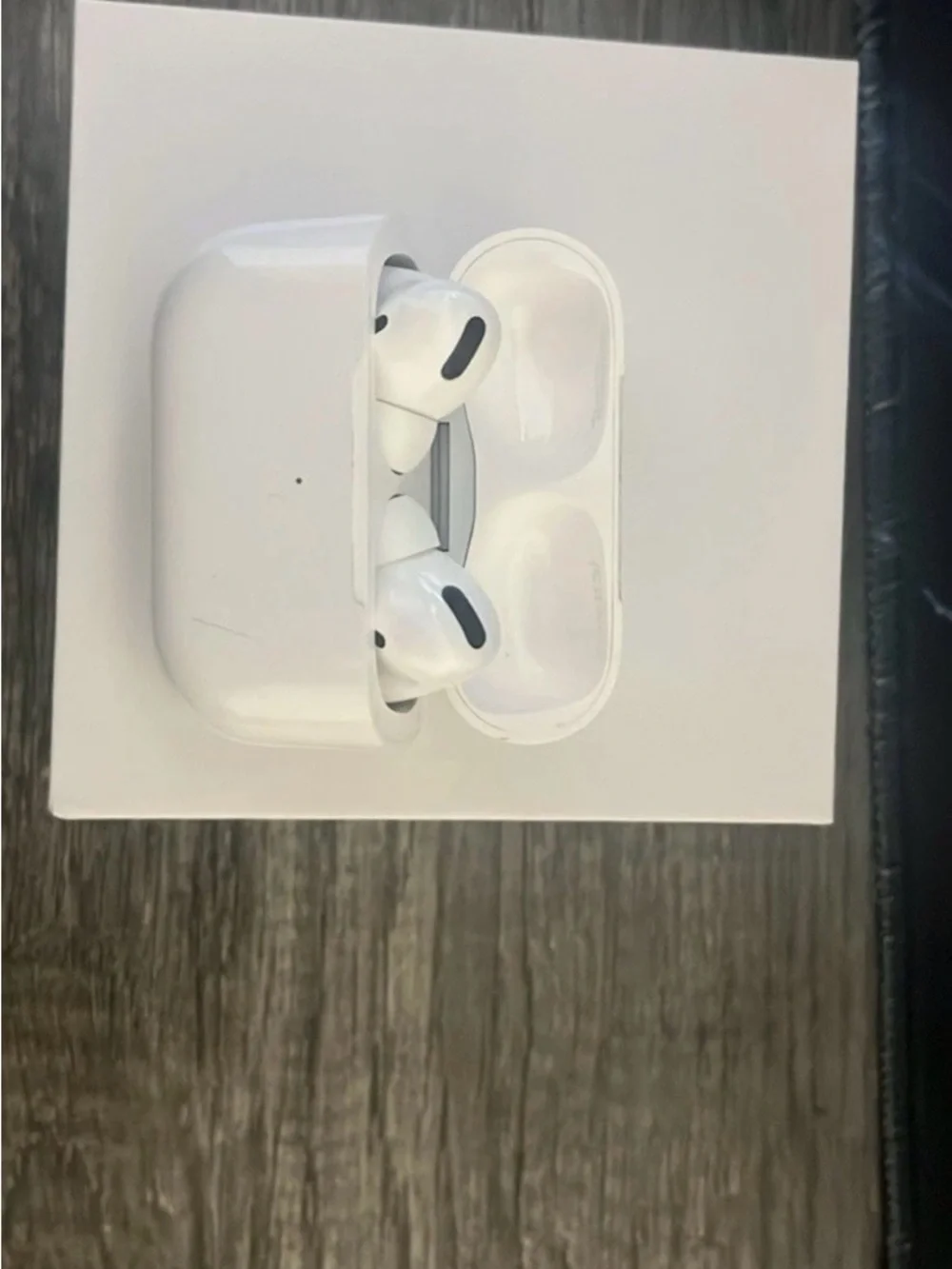 Apple AirPods Pro Wireless Earbuds in White